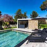 דירה 4 - Parking - Piscine Commune *