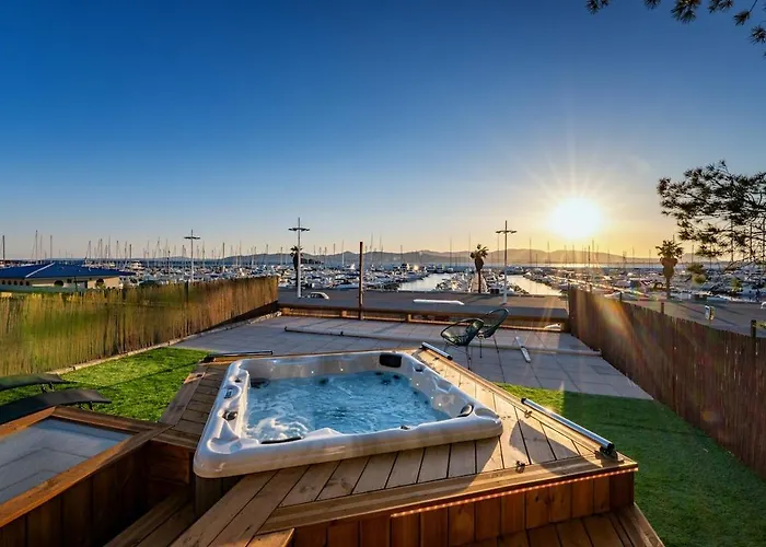 Appartement 4 - Parking - Piscine Commune